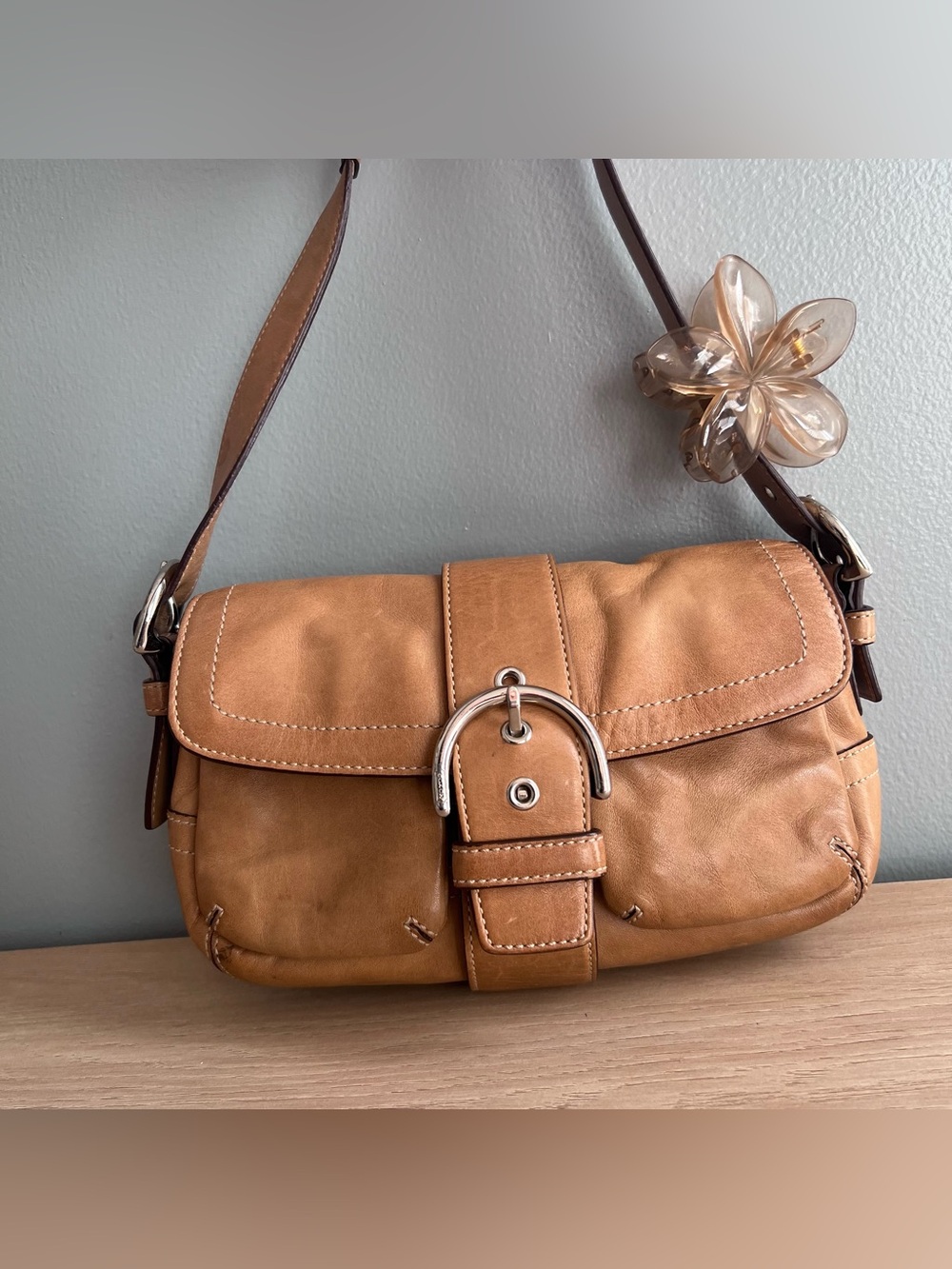 Vintage Coach Y2K Tan Soho Buckle Double Pocket Shoulder Bag - Picture 2 of 8